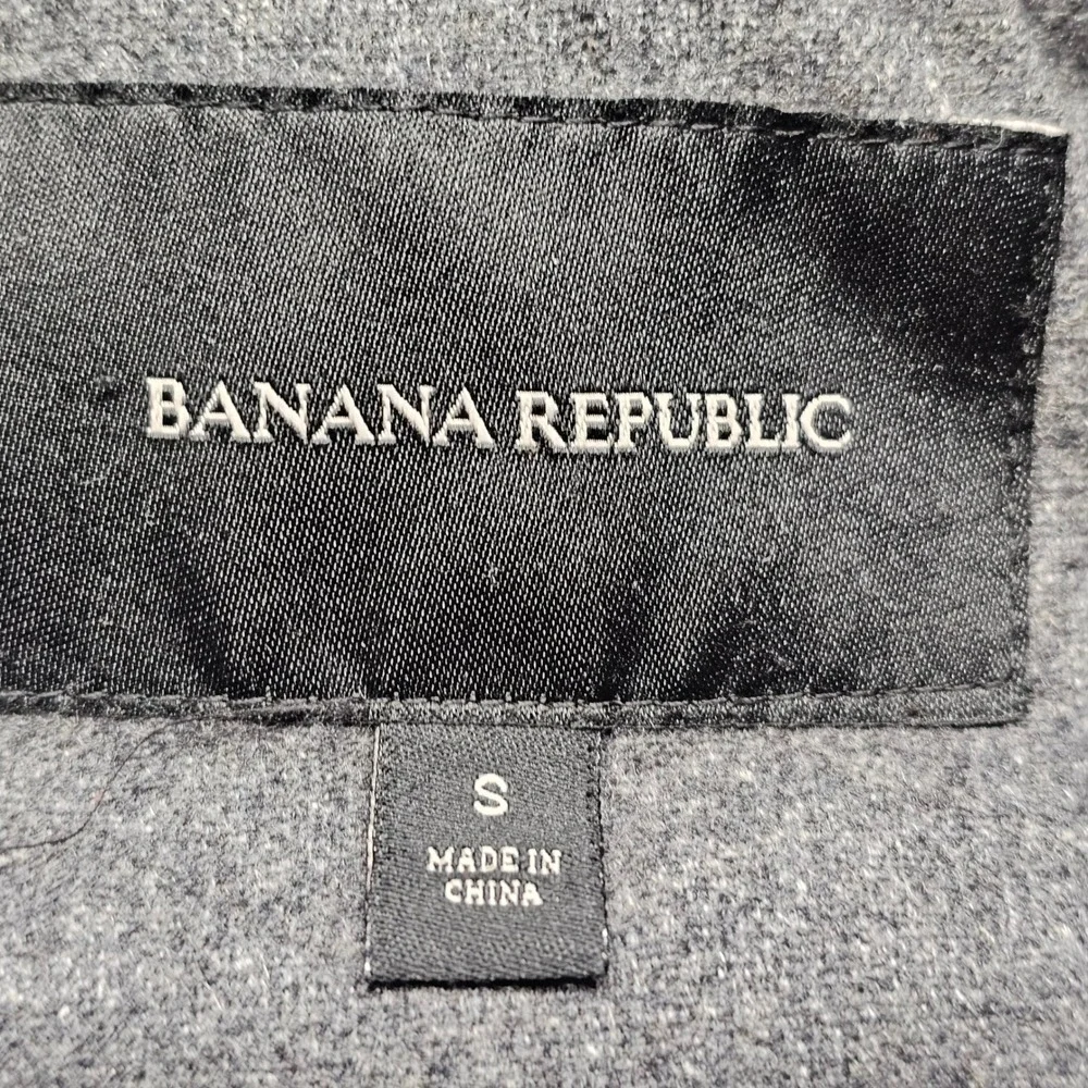 Banana Republic Puffer Vest Mens Small Gray Wool‎ Blend Lined Snap Inside Zip